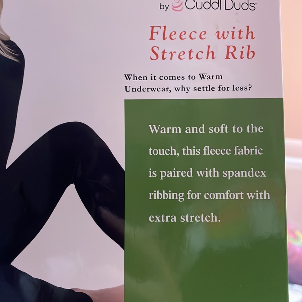 - Fleece Leggings - Picture 3 of 4